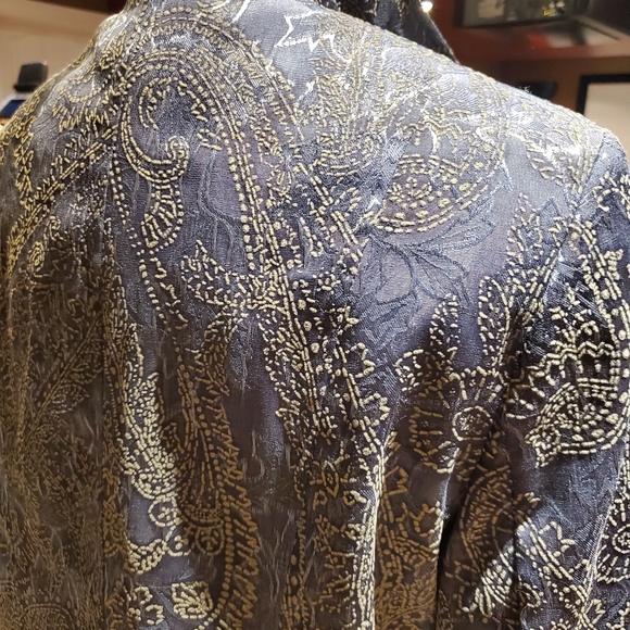 Beautiful cropped blazer - Picture 3 of 8